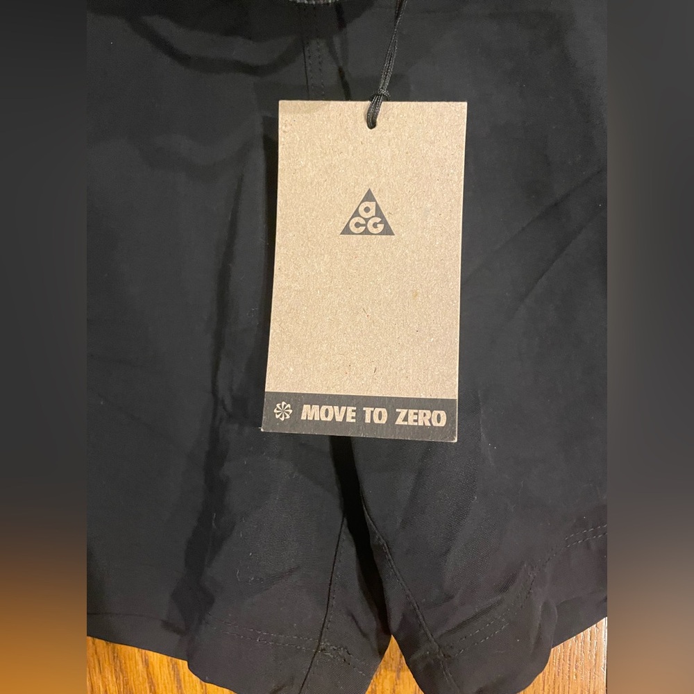 NWT Nike ACG Trail Short, black, size XS, 5 inch inseam - Picture 9 of 9